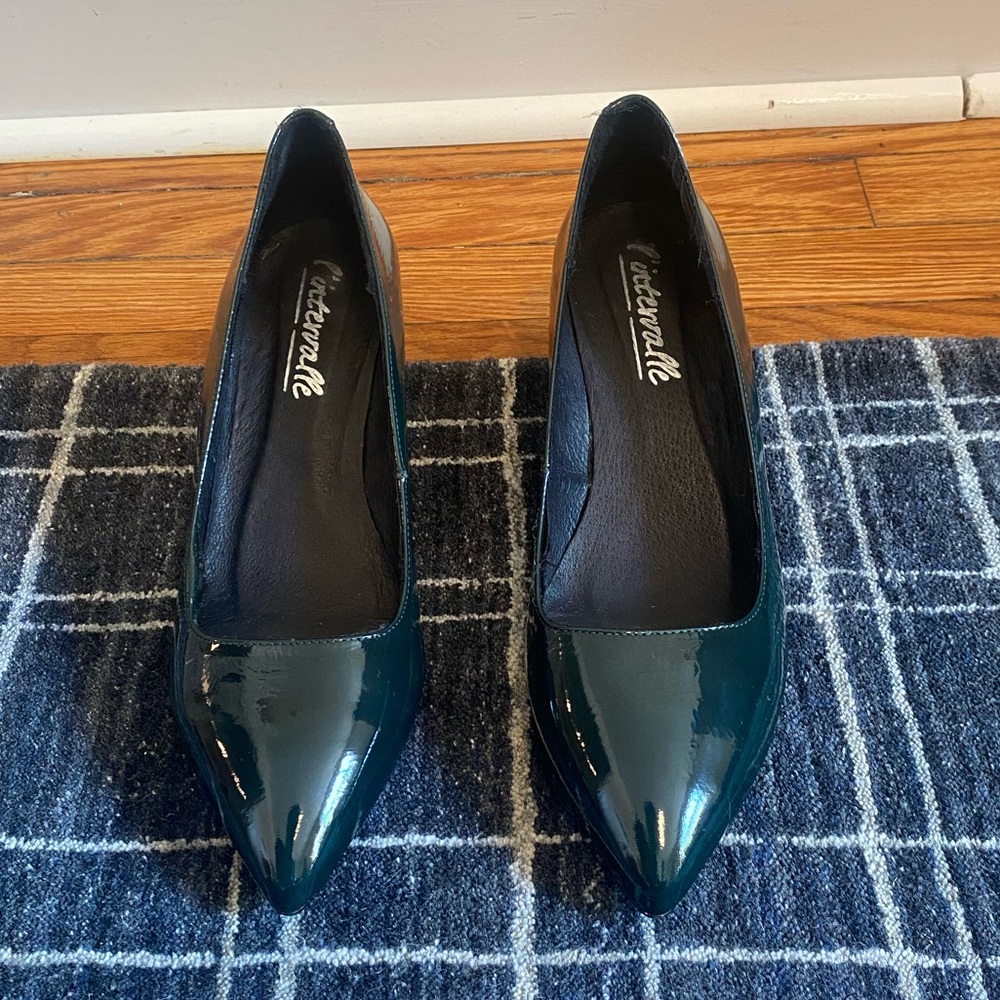 L’Intervalle Patent Block Heel Pumps - Picture 2 of 6